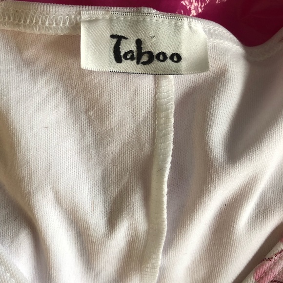 Young lady’s elegant floral dress - Picture 3 of 3